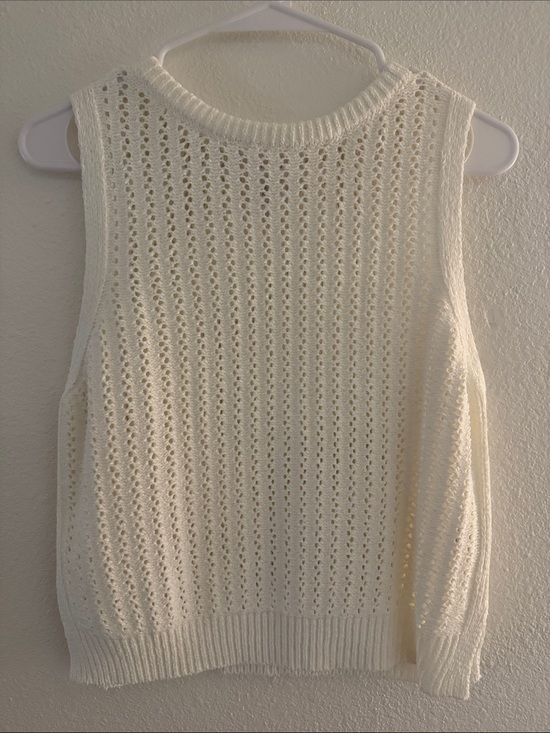 Jessica Simpson Tops - Jessica Simpson Cream Crochet Knit Tank Top